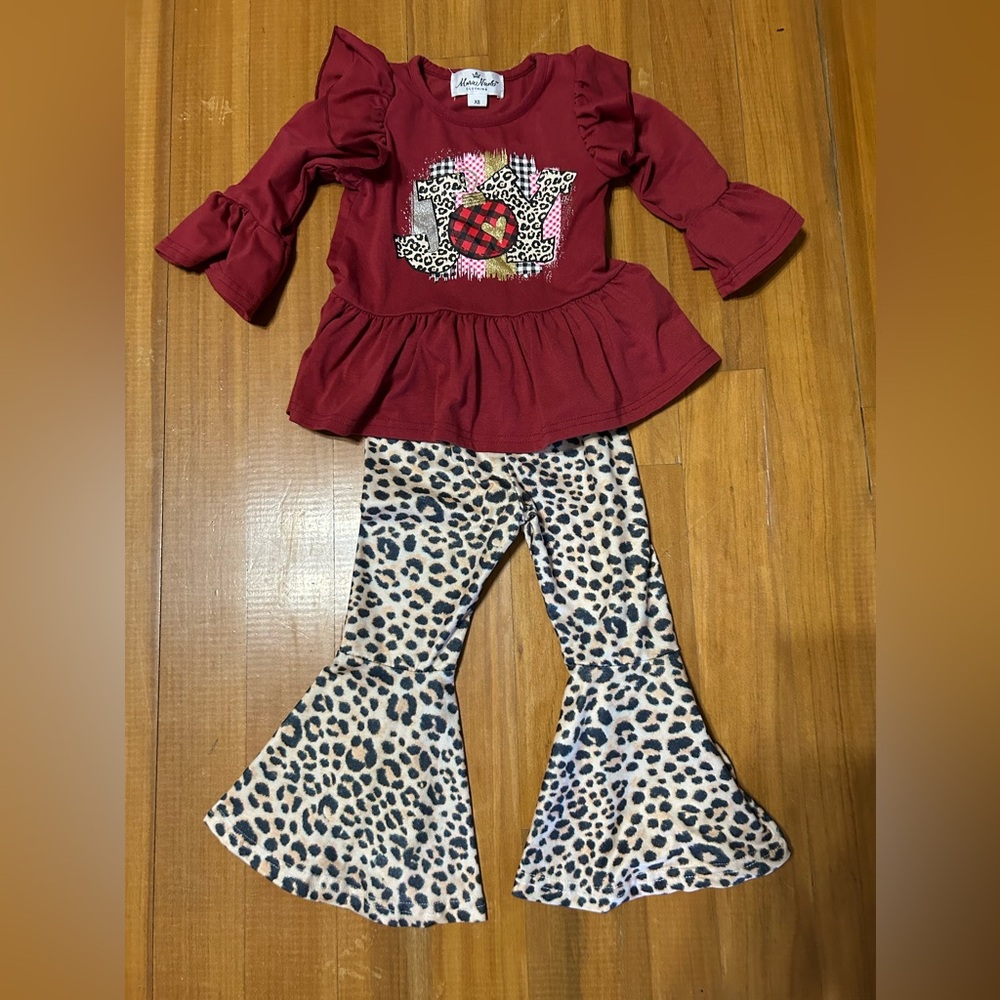 Burgundy "Joy" Leopard Ruffle Outfit /size Small / Retails $40 - Picture 1 of 6